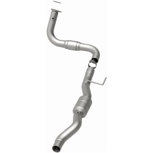 Chevrolet Suburban 2500 Catalytic Converter - Driver Side - Magnaflow - California Grade CARB Compliant Direct-Fit - `04-`05