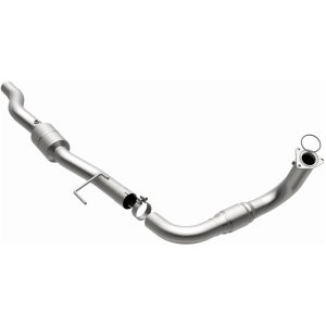 Chevrolet Suburban 2500 Catalytic Converter - Driver Side - Magnaflow - California Grade CARB Compliant Direct-Fit - `04-`05