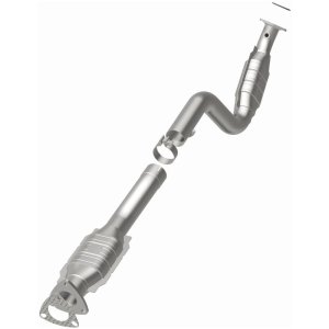 GMC Savana 3500 Catalytic Converter - Passenger Side - Magnaflow - California Grade CARB Compliant Direct-Fit - `03-`05
