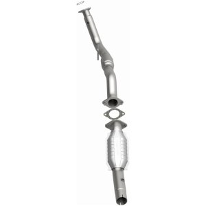 Chevrolet Silverado 1500 HD Catalytic Converter - Passenger Side - Magnaflow - Direct-Fit CARB Compliant - `01-`05