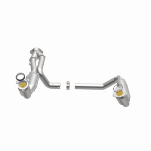 Chevrolet Silverado 1500 Catalytic Converter - Magnaflow - California Grade CARB Compliant Direct-Fit - 2002