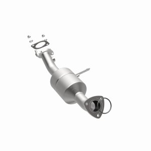 Cadillac CTS Catalytic Converter - Magnaflow - California Grade CARB Compliant Direct-Fit - 2003