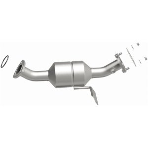 Cadillac CTS Catalytic Converter - Magnaflow - California Grade CARB Compliant Direct-Fit - 2003