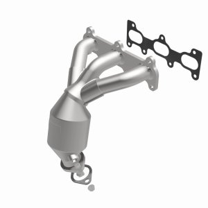 Kia Optima Catalytic Converter - Magnaflow - California Grade CARB Compliant, Direct-Fit - `01-`06