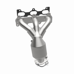 Kia Optima Catalytic Converter - Magnaflow - California Grade CARB Compliant, Direct-Fit - `01-`06