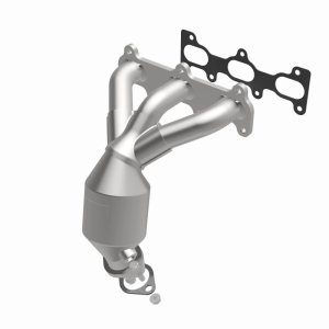 Kia Optima Catalytic Converter - Magnaflow - California Grade CARB Compliant, Direct-Fit - `01-`06