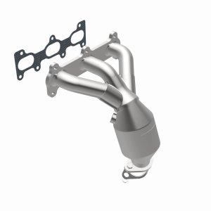 Kia Optima Catalytic Converter - Magnaflow - California Grade CARB Compliant Direct-Fit - `01-`06