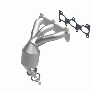 Kia Optima Catalytic Converter - Magnaflow - California Grade CARB Compliant Direct-Fit - `01-`06