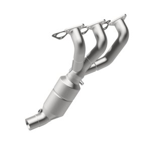 BMW Z3 Catalytic Converter - Rear - Magnaflow - California Grade CARB Compliant, Direct-Fit, Integrated Exhaust Manifold - `01-`02
