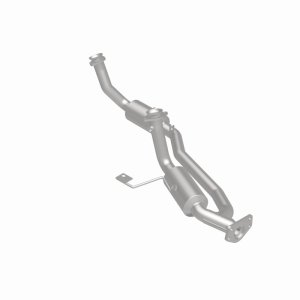 Ford Freestar Catalytic Converter - Magnaflow - Direct-Fit California Grade CARB Compliant - `04-`05