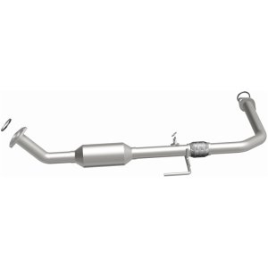 Toyota Tundra Performance Exhaust - Underbody - Magnaflow - California Grade CARB Compliant Direct-Fit Catalytic Converter - `03-`04
