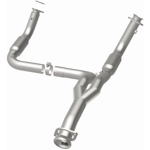 GMC Sierra 2500 HD Catalytic Converter - Magnaflow - California Grade CARB Compliant - `07-`10