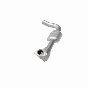 Ford E-150 Catalytic Converter - Driver Side - Magnaflow - California Grade CARB Compliant Direct-Fit - `00-`04