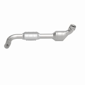 Ford E-150 Catalytic Converter - Driver Side - Magnaflow - California Grade CARB Compliant Direct-Fit - `00-`04