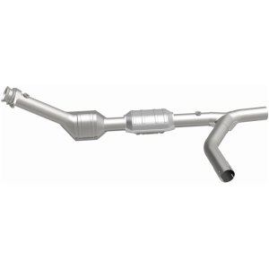 Ford E-150 Club Wagon Catalytic Converter - Passenger Side - Magnaflow - California Grade CARB Compliant Direct-Fit - `03-`04