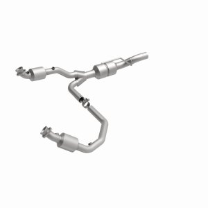 Dodge Ram 2500 Van Catalytic Converter - Magnaflow - California Grade CARB Compliant Direct-Fit - `01-`02 Dodge Ram 2500 Van Catalytic Converter - Magnaflow - California Grade CARB Compliant Direct-Fit - `01-`02