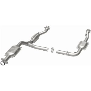 Ford Explorer Catalytic Converter - Magnaflow - California Grade CARB Compliant Direct-Fit - `04-`05 Ford Explorer Catalytic Converter - Magnaflow - California Grade CARB Compliant Direct-Fit - `04-`05