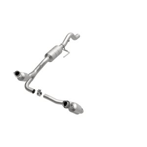 Dodge Durango Direct Fit Catalytic Converter - Magnaflow - California Grade CARB Compliant - `00-`03