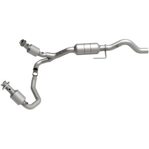 Dodge Durango Direct Fit Catalytic Converter - Magnaflow - California Grade CARB Compliant - `00-`03