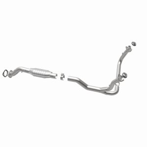 Chevrolet Blazer Catalytic Converter - Magnaflow - California Grade CARB Compliant, Direct-Fit, Spun Body - `03-`05
