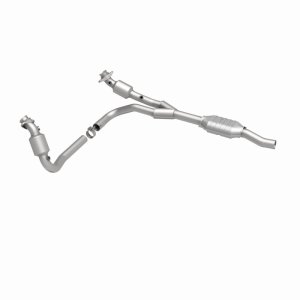 Dodge Ram 1500 Catalytic Converter (Direct Fit) - Magnaflow - CARB Compliant - `02-`03