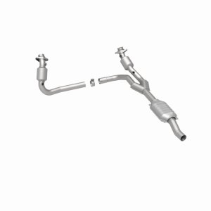 Dodge Ram 1500 Catalytic Converter (Direct Fit) - Magnaflow - CARB Compliant - `02-`03