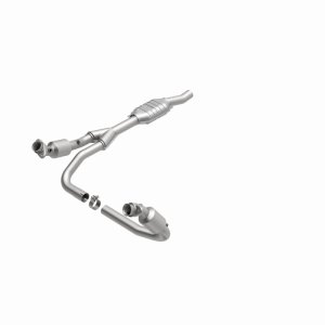 Dodge Ram 1500 Catalytic Converter (Direct Fit) - Magnaflow - CARB Compliant - `02-`03