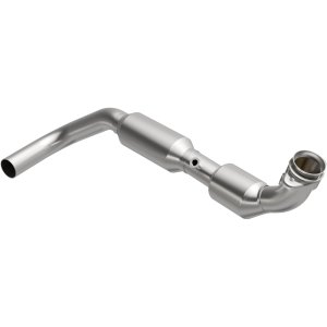 Lincoln Navigator Catalytic Converter - Magnaflow - Direct Fit, CARB Compliant - `03-`04