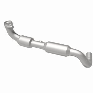 Ford Expedition Catalytic Converter - Magnaflow - Direct Fit - `03-`04