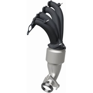 GMC Canyon Catalytic Converter - Magnaflow - Direct Fit - `04-`05