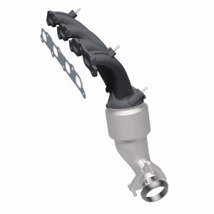 GMC Canyon Catalytic Converter - Magnaflow - Direct Fit - `04-`05