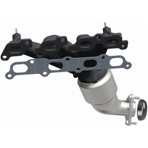 GMC Canyon Catalytic Converter - Magnaflow - Direct Fit - `04-`05