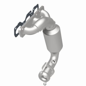 Ford Escape Catalytic Converter - Magnaflow - Direct-Fit - 2004
