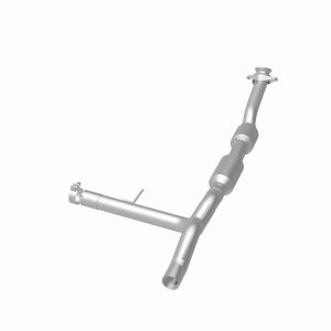 Ford F-150 Catalytic Converter - Magnaflow - Direct Fit - 2004