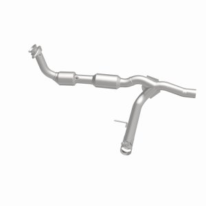 Ford F-150 Catalytic Converter - Magnaflow - Direct Fit - 2004