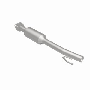 Ford Escape Catalytic Converter - Magnaflow - Direct Fit California Grade CARB Compliant - 2004