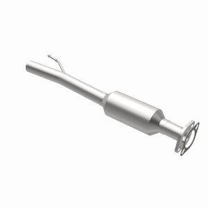 Mazda Tribute Catalytic Converter - Magnaflow - Direct Fit California Grade CARB Compliant - 2004
