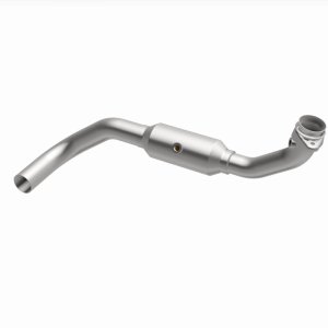 Ford Expedition Catalytic Converter - Magnaflow - Direct Fit - `05-`06