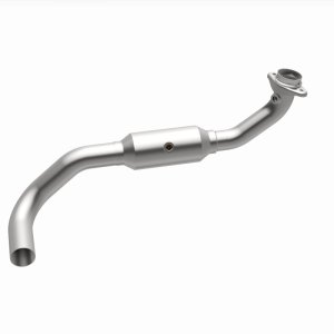 Ford Expedition Catalytic Converter - Magnaflow - Direct Fit - `05-`06