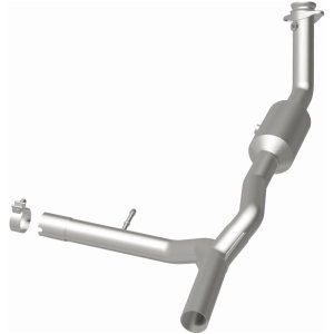 Lincoln Mark LT Catalytic Converter - Magnaflow - California Grade CARB Compliant Direct-Fit - 2006
