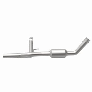 Lincoln Mark LT Catalytic Converter - Magnaflow - California Grade CARB Compliant Direct-Fit - 2006