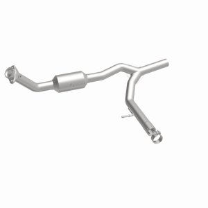 Lincoln Mark LT Catalytic Converter - Magnaflow - California Grade CARB Compliant Direct-Fit - 2006