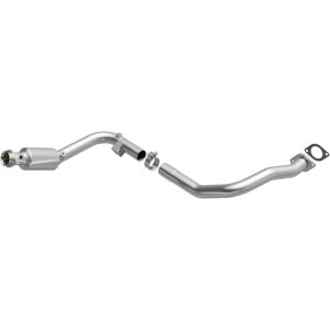 Land Rover LR3 Catalytic Converter - Magnaflow - California Grade CARB-Compliant Direct-Fit - `05-`06