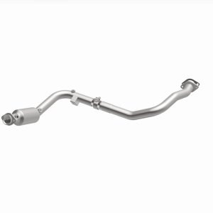 Land Rover Range Rover Sport Catalytic Converter - Magnaflow - California Grade CARB-Compliant Direct-Fit - 2006