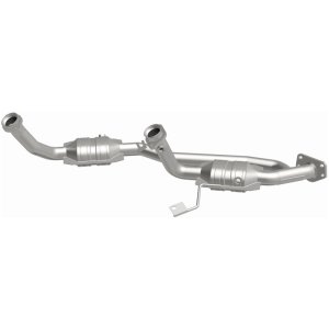 Ford Freestar Catalytic Converter - Magnaflow - Direct Fit - `04-`07