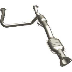 Chevrolet Astro Catalytic Converter - Magnaflow - OEM Grade Direct-Fit - `00-`05 Chevrolet Astro Catalytic Converter - Magnaflow - OEM Grade Direct-Fit - `00-`05