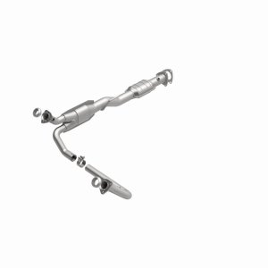 GMC Safari Catalytic Converter - Magnaflow - OEM Grade Direct-Fit - `00-`05