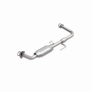 Toyota Tundra Catalytic Converter - Driver Side - Magnaflow - OEM Grade Direct-Fit - `00-`02