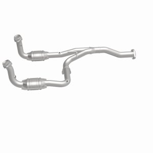Jeep Liberty Catalytic Converter - Magnaflow - Direct-Fit - `05-`07 Jeep Liberty Catalytic Converter - Magnaflow - Direct-Fit - `05-`07