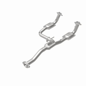 Jeep Liberty Catalytic Converter - Magnaflow - Direct-Fit - `05-`07 Jeep Liberty Catalytic Converter - Magnaflow - Direct-Fit - `05-`07
